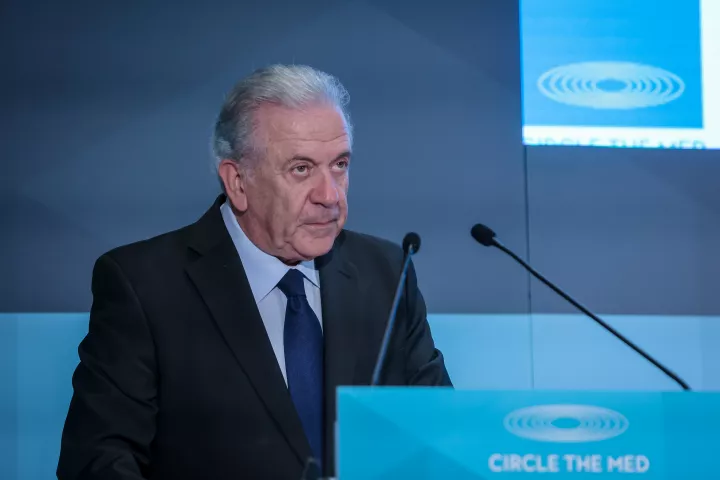 Αβραμόπουλος: Στηρίζω το αίτημα του Πάνου Ρούτσι για την εκταφή του παιδιού του
