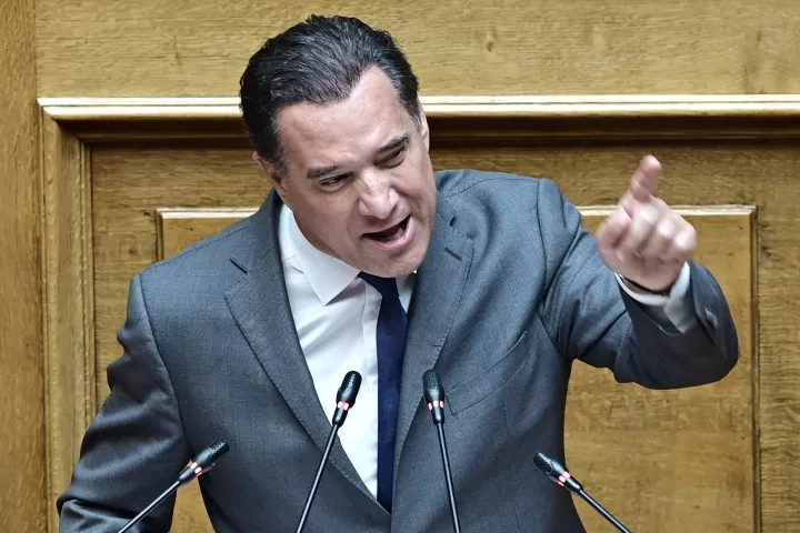 Άδ. Γεωργιάδης κατά Κωνσταντοπούλου: Είναι ένα αρπακτικό της εξουσίας και του ανθρώπινου πόνου