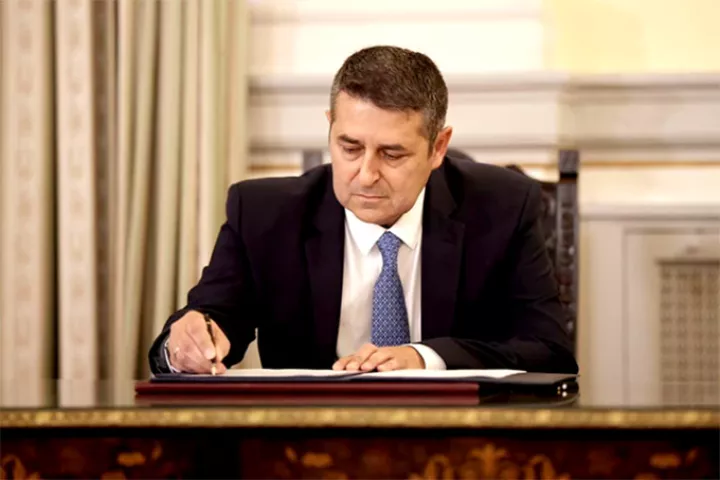 Απάντηση Μυλωνάκη σε Βαξεβάνη: Επιχειρεί να συσκοτίσει την πραγματική διάσταση της υπόθεσης του ΟΠΕΚΕΠΕ