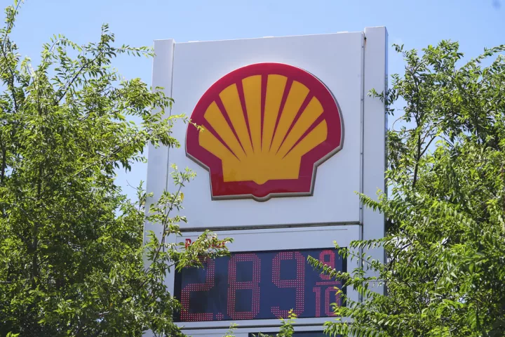 Αιχμές της Shell κατά Τραμπ για τα αδειοδοτημένα έργα αιολικής ενέργειας στις ΗΠΑ - «Πολύ επιζήμια» απόφαση