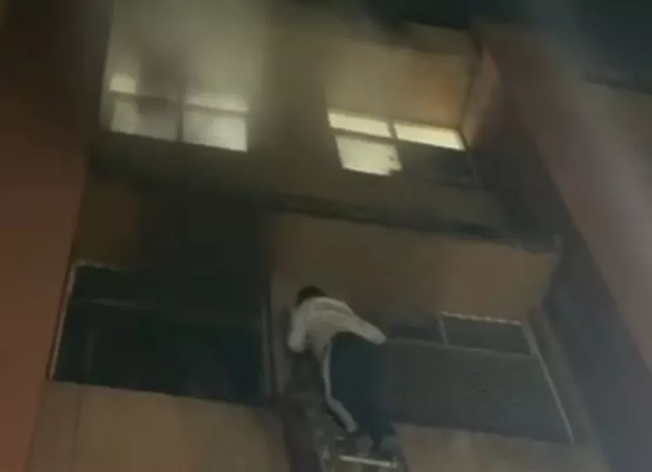 Ινδία: Έξι νεκροί εξαιτίας πυρκαγιάς σε νοσοκομείο στην Τζαϊπούρ (pics&vids)