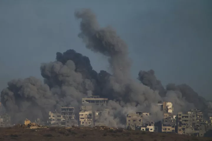 IDF: Συνεχίζονται οι αμυντικές επιχειρήσεις στη Γάζα ως απάντηση σε επιθέσεις της Χαμάς (vid)