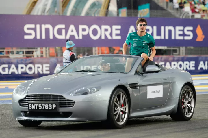 Η Aston Martin αναμένει πτώση πωλήσεων έως και 9% για το 2025