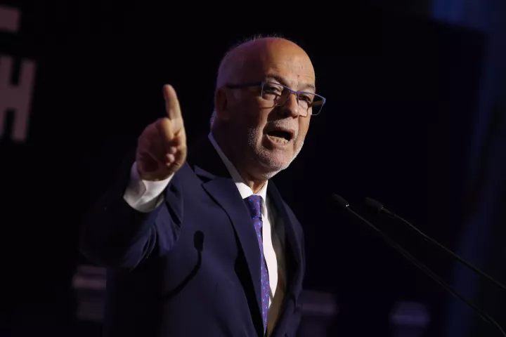 Γ. Φλωρίδης για Τσίπρα: Άντε πάλι από την αρχή, στο πεζοδρόμιο - Η επανάληψη της ιστορίας ως φάρσα