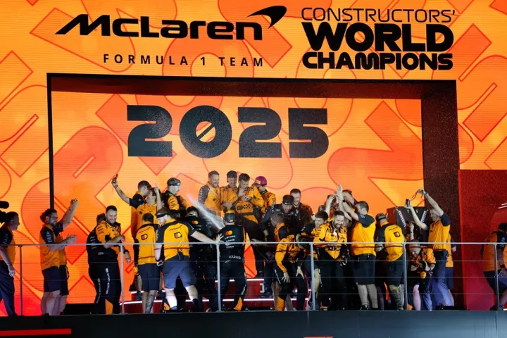 McLaren F1 Team: Από το Grand Prix της Σιγκαπούρης μέχρι το Roadshow της Λάρισας 