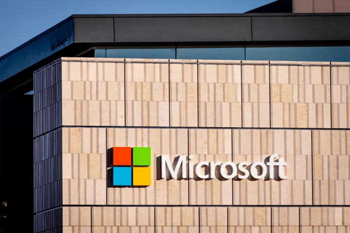 Η Microsoft αγοράζει επιπλέον 100 MW ηλιακής ενέργειας από την Ιαπωνία