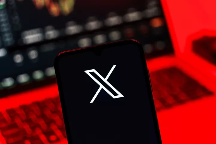«Κράσαρε» το X: Πρόβλημα παγκοσμίως με την πλατφόρμα κοινωνικής δικτύωσης