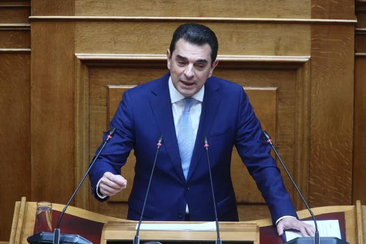 Κ. Σκρέκας: Ο Αλέξης Τσίπρας αρνείται να κάνει την αυτοκριτική του