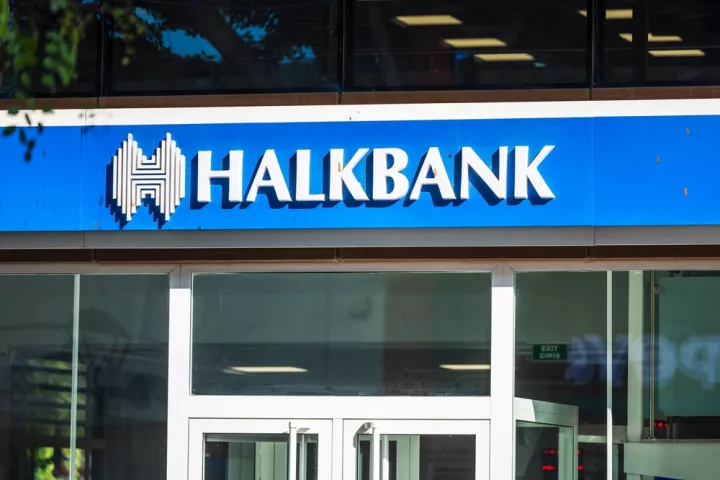 Τουρκία: 100 εκατ. ευρώ στο ζήτημα της Halkbank, προς «κατευνασμό» των ΗΠΑ