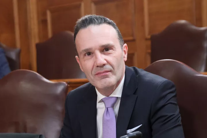 Ζ. Βαλμάς (πρ.αντιπρόεδρος): Δεν δέχτηκα κάποια πίεση