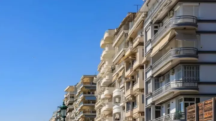 Κατοικία στη Β. Ελλάδα: Aυξημένες τιμές, έντονη ζήτηση για μικρά διαμερίσματα και μεγάλες διαφοροποιήσεις ανά περιοχή