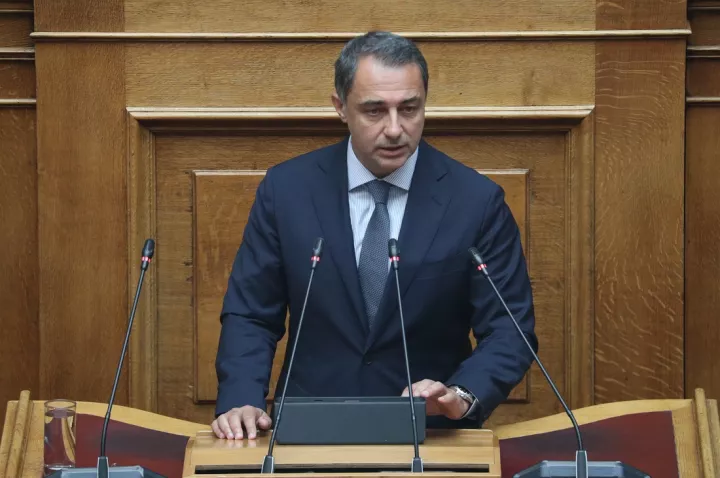 ΟΠΕΚΕΠΕ: Ο Σενετάκης διαψεύδει το κυνήγι μαγισσών