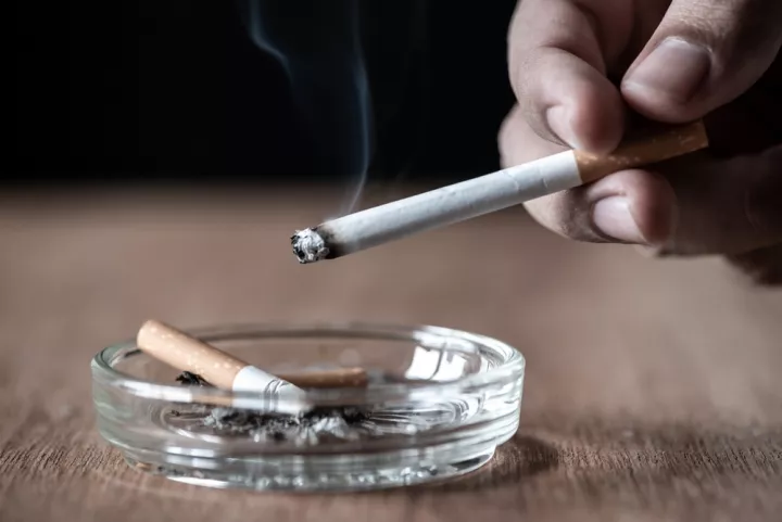 Το σχέδιο «φαρμάκι» των Βρυξελλών για τα τσιγάρα - Πώς διαμορφώνονται οι τιμές, ποια η αντίδραση της Ελλάδας