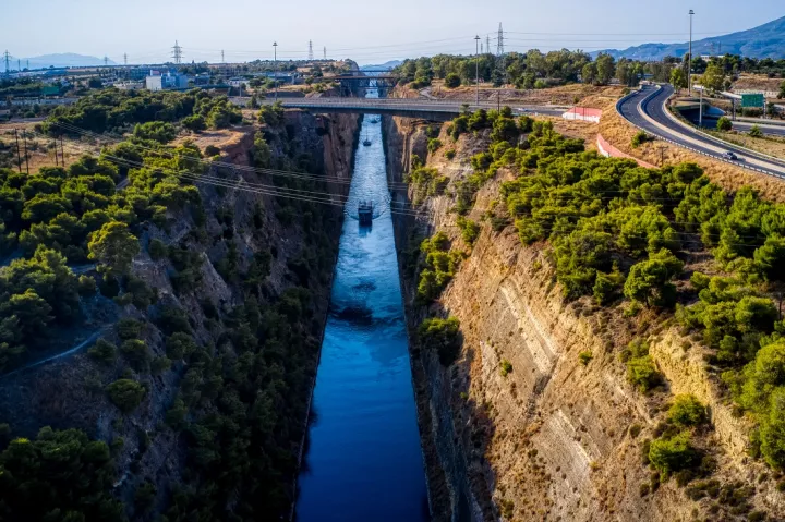 Διώρυγα Κορίνθου: Κλειστή από σήμερα λόγω εργασιών αποκατάστασης