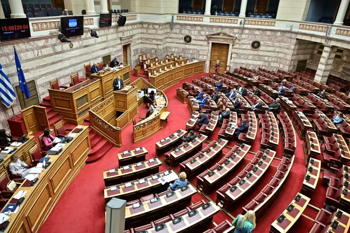 Προσχέδιο Προϋπολογισμού - Ξ. Μπαραλιάκος: Αλλάζει συνολικά η φιλοσοφία του φορολογικού συστήματος