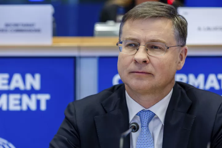 Ντομπρόφσκις: Ο πόλεμος της Ρωσίας στην Ουκρανία κάνει κακό στις αμερικανικές εταιρείες