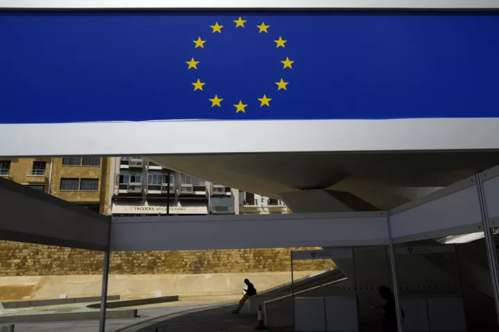 Υπουργοί Δικαιοσύνης και Εσωτερικών Υποθέσεων της ΕΕ: Τι αποφάσισαν για επιστροφές μεταναστών και ενίσχυση συνόρων