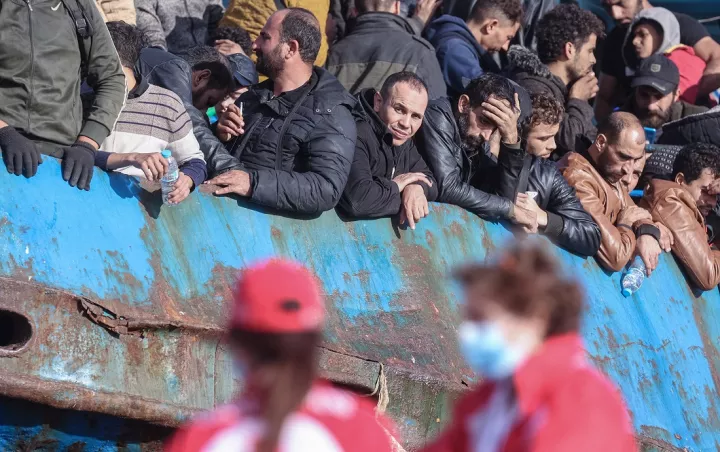 Μεταναστευτικό: 26 ΜΚΟ έλαβαν 175 εκατ. ευρώ - Αυστηροποιείται το πλαίσιο εποπτείας