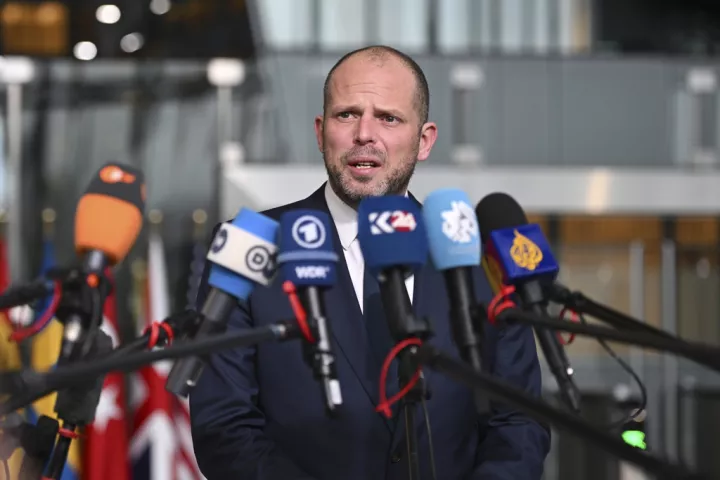 Βέλγος ΥΠΑΜ: Συμφωνία με Ολλανδία για σύστημα αντιαεροπορικής άμυνας
