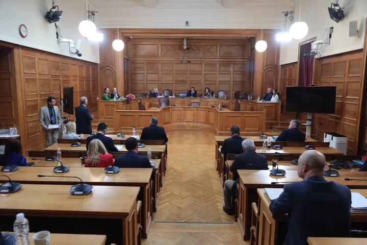 Πηγές ΝΔ για κατάθεση Θ. Καπρέλη: Κατέρριψε τους μύθους της αντιπολίτευσης και το αφήγημα ΠΑΣΟΚ, ΣΥΡΙΖΑ