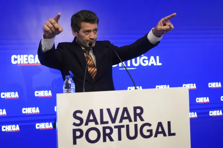 Πορτογαλία: Το κοινοβούλιο ενέκρινε νομοσχέδιο ακροδεξιού κόμματος για την απαγόρευση της μαντίλας προσώπου