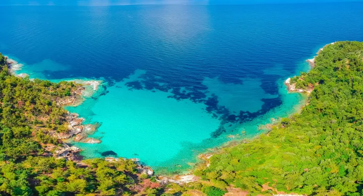 Το αρχαίο ορυχείο του σμαραγδένιου νησιού