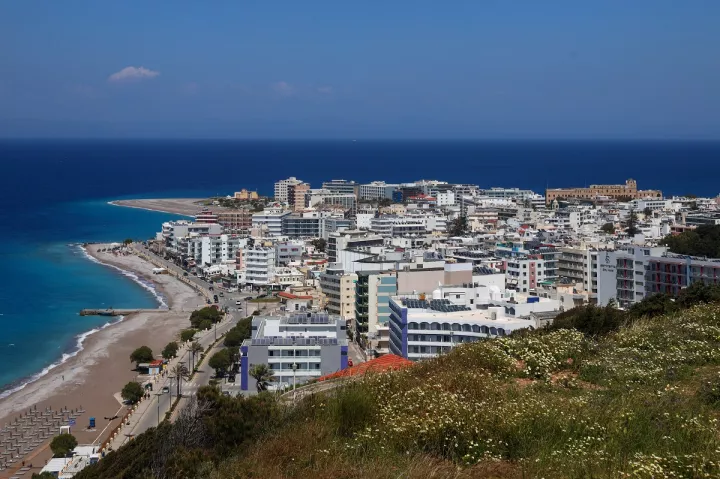 Σχεδόν 34 εκατ. οι διανυκτερεύσεις στα τουριστικά καταλύματα της Ελλάδας τον Αύγουστο