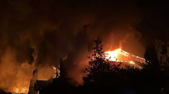 Τουλάχιστον δυο νεκροί από τη νυχτερινή επιδρομή της Ρωσίας στο Κίεβο
