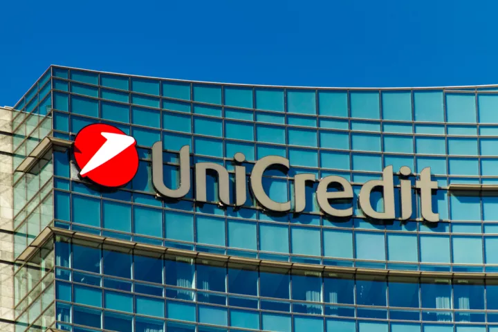 UniCredit: Κέρδη-ρεκόρ €2,63 δισ. και μέρισμα €2,2 δισ.