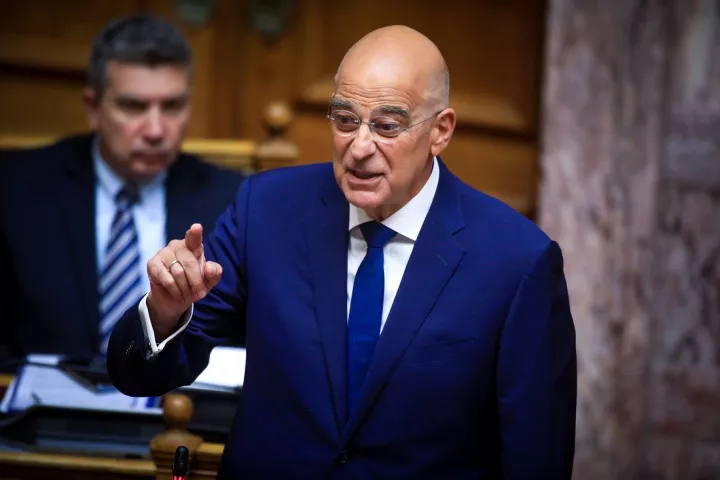 Τροπολογία για τον «Άγνωστο Στρατιώτη»: Κανονικά στη Βουλή για την ψηφοφορία ο Νίκος Δένδιας