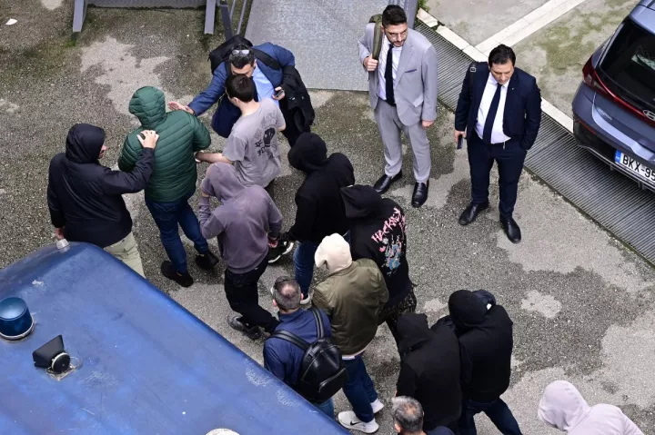 ΟΠΕΚΕΠΕ: Ποινική δίωξη στους 37 συλληφθέντες για εγκληματική οργάνωση, απάτη, υφαρπαγή ψευδούς βεβαίωσης και «ξέπλυμα» μαύρου χρήματος