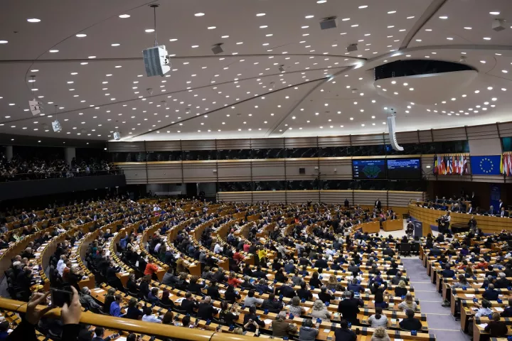 Ευρωκοινοβούλιο: Αναστολή εφαρμογής νομοθεσίας για τα χημικά στο πλαίσιο της διαδικασίας «stop-the-clock»