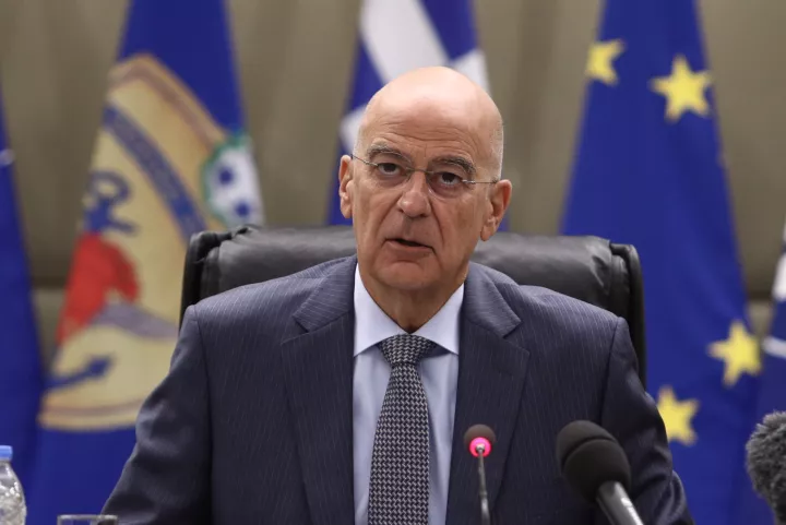 Συναντήσεις Δένδια με Δούκα και Χρυσοχοΐδη για τον Άγνωστο Στρατιώτη