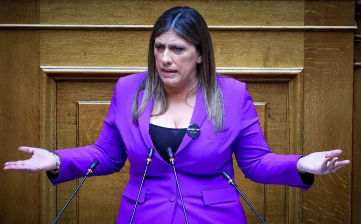 Προκλήσεις Κωνσταντοπούλου: Εξύβρισε τη Γεροβασίλη, πήγε να καταγράψει με κινητό την Μπακογιάννη