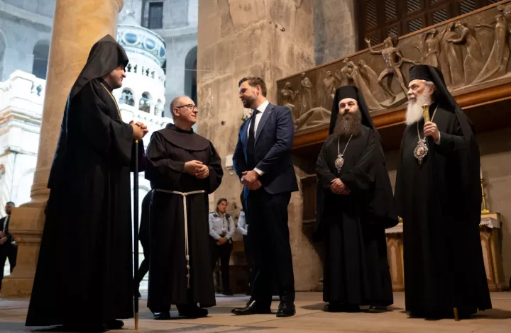 Ο Πατριάρχης Ιεροσολύμων ξενάγησε τον Τζέι Ντι Βανς στον Ναό της Αναστάσεως