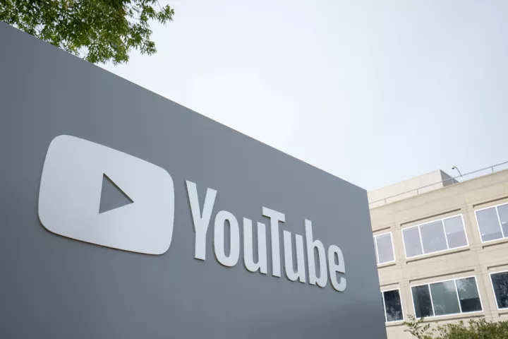 Το YouTube κατέβαλε πάνω από 8 δισ. δολάρια στη μουσική βιομηχανία τον τελευταίο χρόνο Το YouTube κατέβαλε πάνω από 8 δισ. δολάρια στη μουσική βιομηχανία τον τελευταίο χρόνο