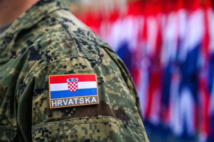 Κροατία: Το Ζάγκρεμπ επαναφέρει τη στρατιωτική θητεία