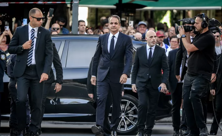 Κυρ. Μητσοτάκης: Ο Νιόνιος σε όλη του τη ζωή συμβάδισε με τη ζωή της χώρας  Κυρ. Μητσοτάκης: Ο Νιόνιος σε όλη του τη ζωή συμβάδισε με τη ζωή της χώρας