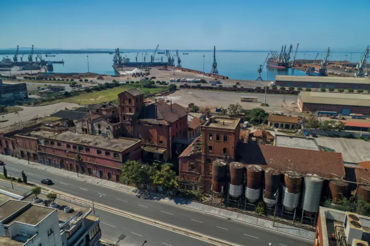 Η επανάσταση ξεκινά από τη Δύση: Γιατί το ΦΙΞ και το νέο MOMus μπορούν να αλλάξουν τη Θεσσαλονίκη Η επανάσταση ξεκινά από τη Δύση: Γιατί το ΦΙΞ και το νέο MOMus μπορούν να αλλάξουν τη Θεσσαλονίκη