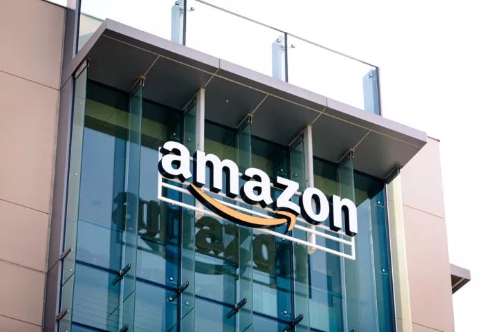 Η Amazon ετοιμάζεται να περικόψει έως και 30.000 εταιρικές θέσεις εργασίας  Η Amazon ετοιμάζεται να περικόψει έως και 30.000 εταιρικές θέσεις εργασίας