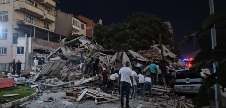 Σεισμός 6,1 Ρίχτερ στην Τουρκία: Υλικές ζημιές, χωρίς άμεσες αναφορές για θύματα - Δεκάδες οι τραυματίες Σεισμός 6,1 Ρίχτερ στην Τουρκία: Υλικές ζημιές, χωρίς άμεσες αναφορές για θύματα - Δεκάδες οι τραυματίες