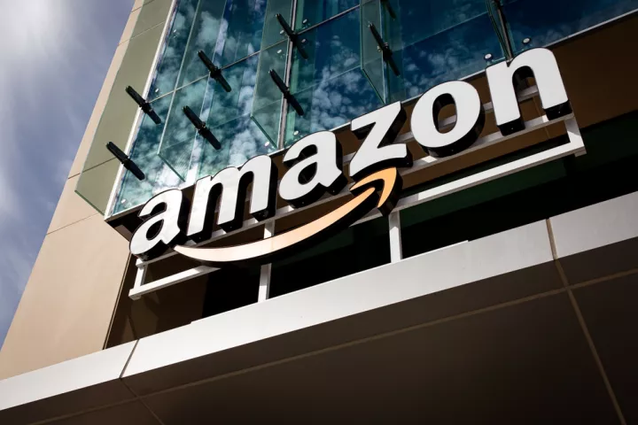 Η Amazon καταργεί 14.000 θέσεις εργασίας Η Amazon καταργεί 14.000 θέσεις εργασίας