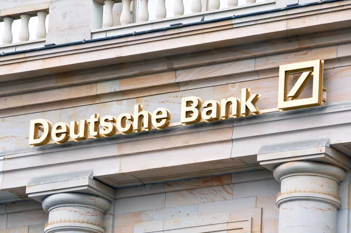 Deutsche Bank: Ρεκόρ κερδών στο γ' τρίμηνο Deutsche Bank: Ρεκόρ κερδών στο γ' τρίμηνο