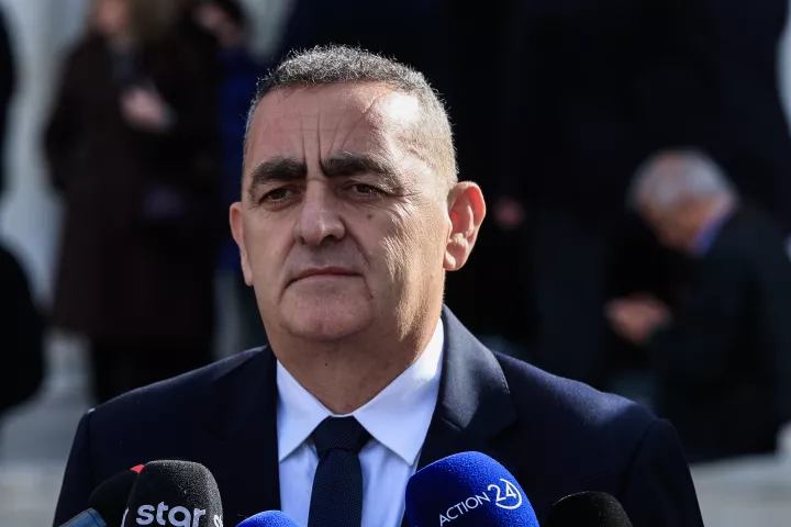 Φρ. Μπελέρης: Ανοίγοντας τις δέσμες ενταξιακών κεφαλαίων, η αλβανική κυβέρνηση ανοίγει και δέσμες μεγάλων ευθυνών Φρ. Μπελέρης: Ανοίγοντας τις δέσμες ενταξιακών κεφαλαίων, η αλβανική κυβέρνηση ανοίγει και δέσμες μεγάλων ευθυνών