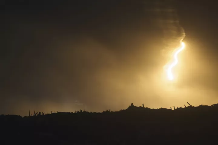 Σε μια λεπτή κλωστή κρέμεται η εκεχειρία στη Γάζα  Σε μια λεπτή κλωστή κρέμεται η εκεχειρία στη Γάζα