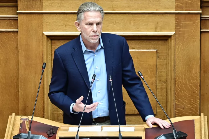 Π. Γερουλάνος: Ίσως ήταν λάθος που έμεινε άδεια η καρέκλα Ανδρουλάκη στην κηδεία Σαββόπουλου Π. Γερουλάνος: Ίσως ήταν λάθος που έμεινε άδεια η καρέκλα Ανδρουλάκη στην κηδεία Σαββόπουλου
