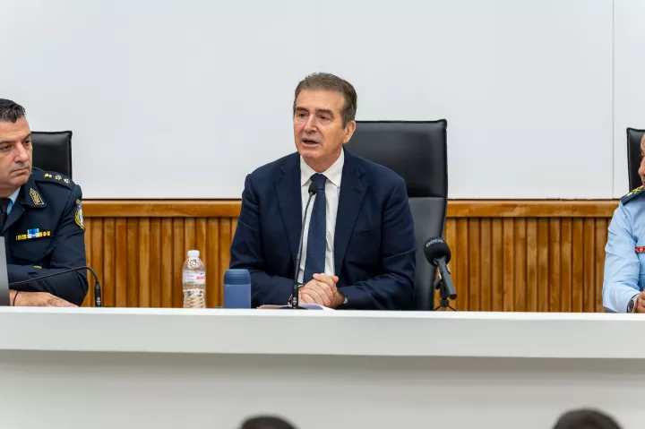 Μ. Χρυσοχοΐδης στη Διεύθυνση Τροχαίας Αττικής: Η ανοχή στην ανομία έχει τελειώσει Μ. Χρυσοχοΐδης στη Διεύθυνση Τροχαίας Αττικής: Η ανοχή στην ανομία έχει τελειώσει