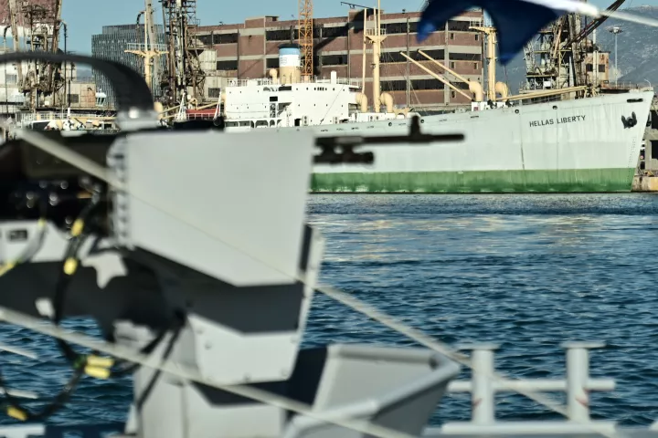 Υπουργείο Ναυτιλίας: Νέα περιστατικά διάσωσης μεταναστών ανοιχτά της Γαύδου – Θαλάσσια ρύπανση στον Πειραιά