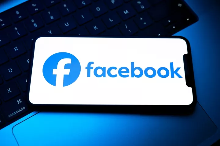 H Meta επικρίνει τη Γαλλία για τις κατηγορίες επί των διαφημίσεων εργασίας στο Facebook