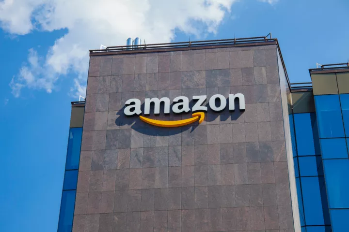 Η Amazon «βάζει φρένο» στο Comet της Perplexity για τη λειτουργία agentic browsing